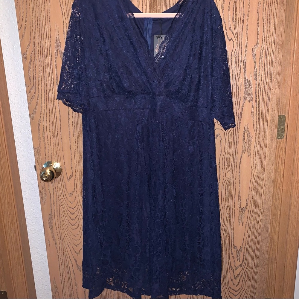 Lace V Neck Knee Length Dress